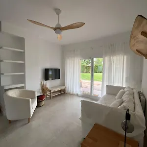 - Piso Reformado Con Piscina, Wifi Y Parking Gratuito Apartamento
